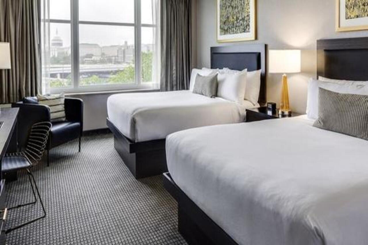 Capitol Skyline Hotel Washington Bagian luar foto