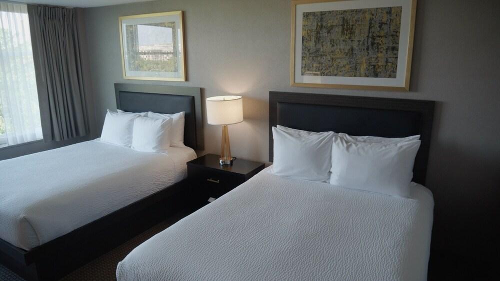 Capitol Skyline Hotel Washington Bagian luar foto